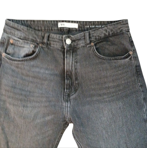 Zara 2 Pair Of Women's Plus Size Jeans Black and Gray Straight Leg Jeans Size 32 - Picture 11 of 16